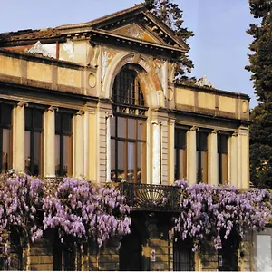 https://cozy-apartment-in-a-private-museum-in-oltrarno.it-tuscanyhotel.com